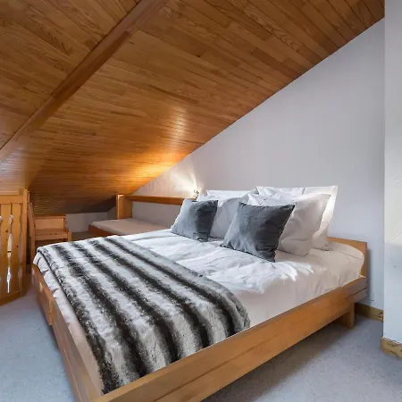 A Courchevel, Acces Direct Aux Pistes, Proche Commerces - Fr-1-563-91 Courchevel